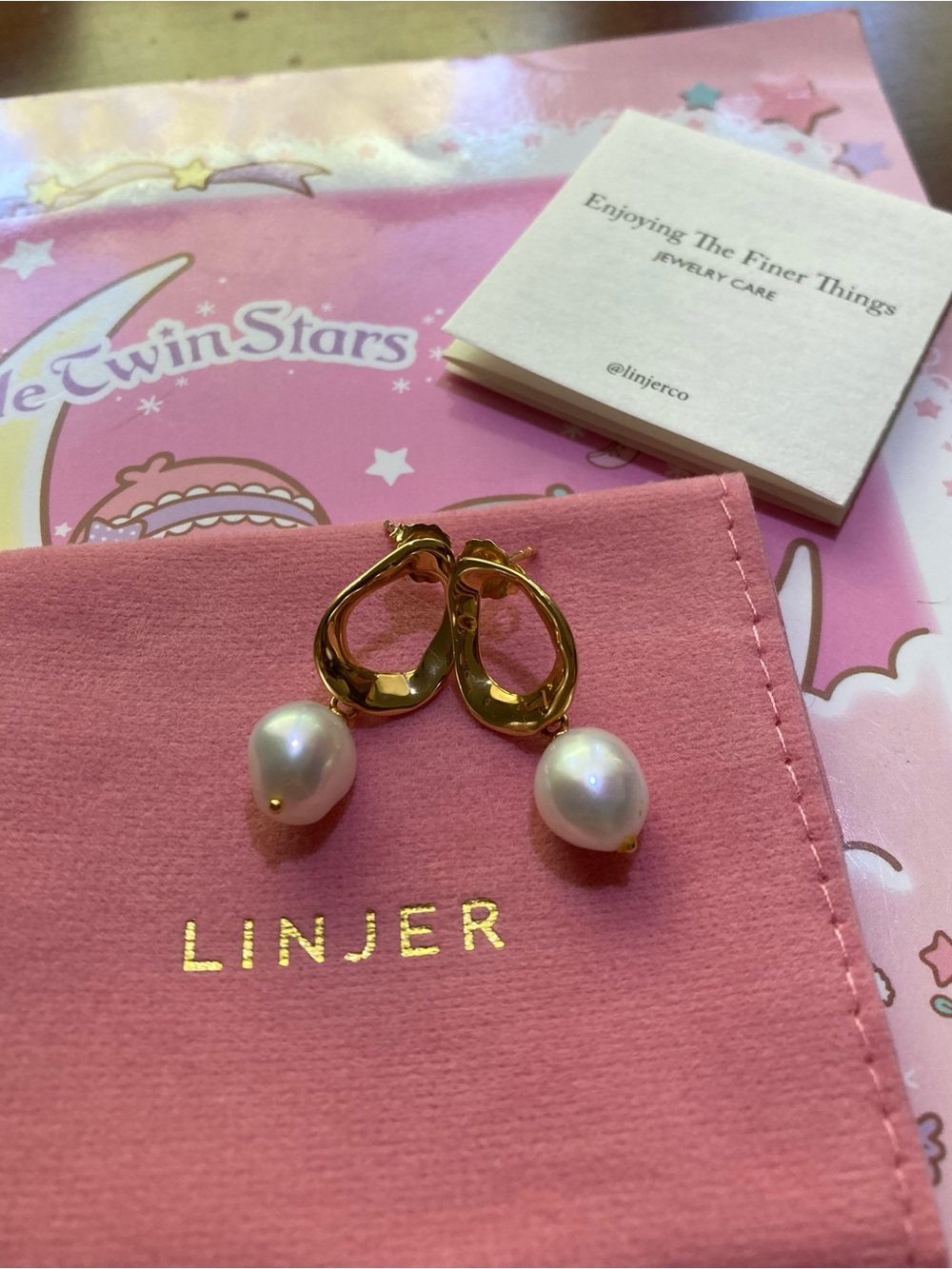 Linjer 18k gold vermeil pearl earrings